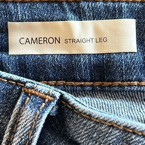 Kut from the Kloth Cameron Jean Capris - Picture 3 of 9